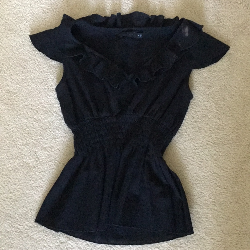 Linen ruffle top